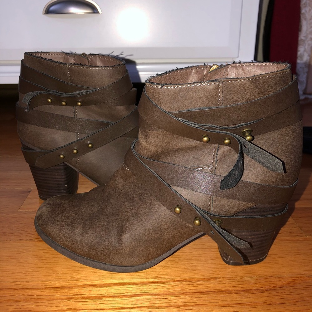 Booties - Picture 3 of 3